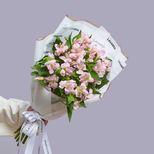 Blush Alstroemeria Bouquet